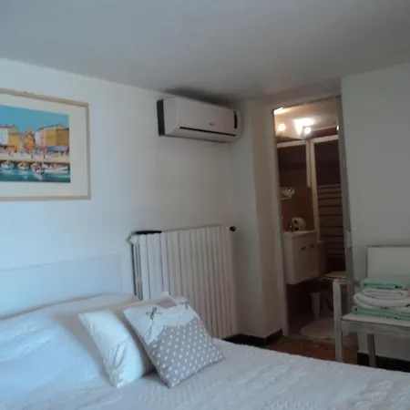 Heliambre Guest house 3*
